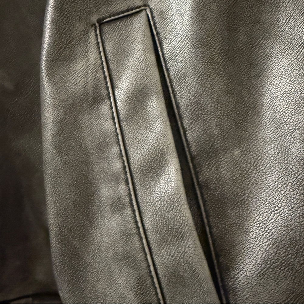 Zara Black Leather Bomber Jacket - Picture 3 of 8